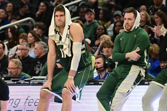 NBA: Memphis Grizzlies at Milwaukee Bucks