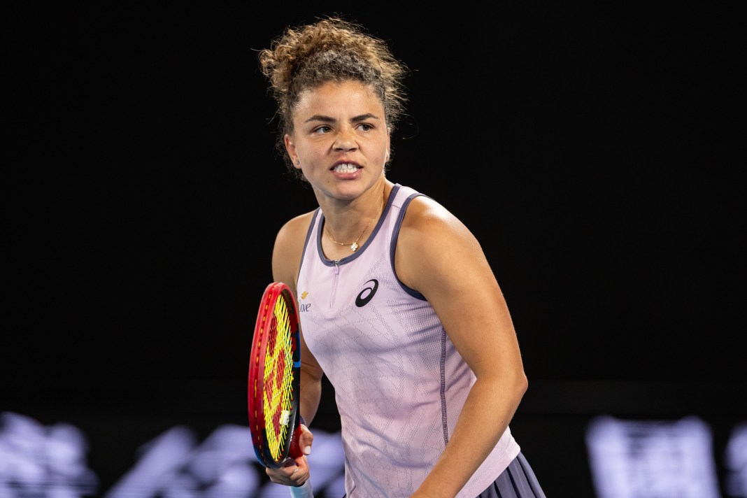Jasmine Paolini celebrates a point won in her match at the 2025 Australian Open.