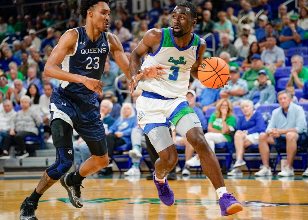 queens university royals men's college basketball